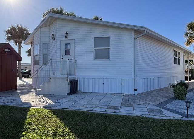 Property at 5224 SE 67th Ave, Okeechobee, FL 34974, 2 beds, 2 baths