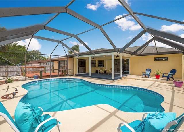 Property at 1138 SW Gardena Ave, Port Saint Lucie, FL 34953, 3 beds, 2 baths