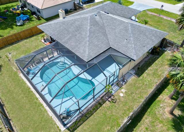 Property at 1138 SW Gardena Ave, Port Saint Lucie, FL 34953, 3 beds, 2 baths