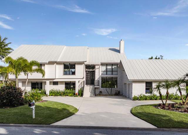 Property at 4290 SE Whiticar Way, Stuart, FL 34997, 5 beds, 4.5 baths
