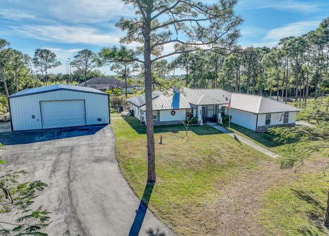 Property at 18710 90th St N, Loxahatchee, FL 33470, 3 beds, 2.5 baths