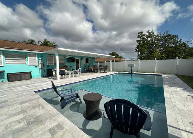 Property at 442 Griswold Dr, Lake Worth Beach, FL 33461, 4 beds, 2 baths