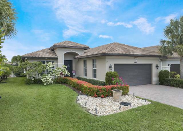 Property at 7139 Prudencia Dr, Lake Worth, FL 33463, 3 beds, 2 baths