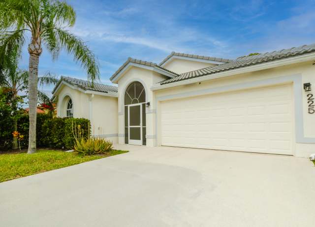 Property at 225 Preserve Ct, Royal Palm Beach, FL 33411, 3 beds, 2 baths