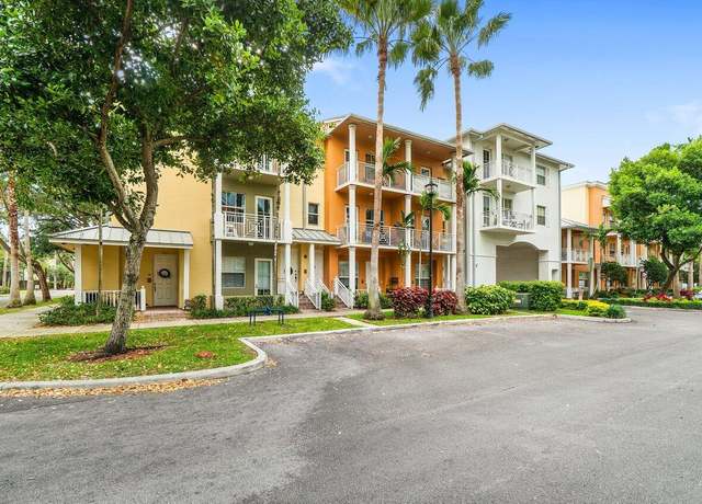 Property at 410 Olssen Ave, Fort Lauderdale, FL 33312, 2 beds, 2.5 baths