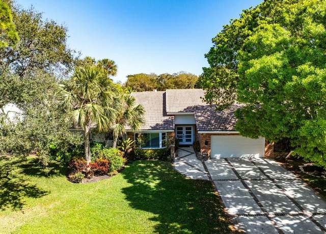 Property at 2047 SW 36th Ave, Delray Beach, FL 33445, 4 beds, 2.5 baths