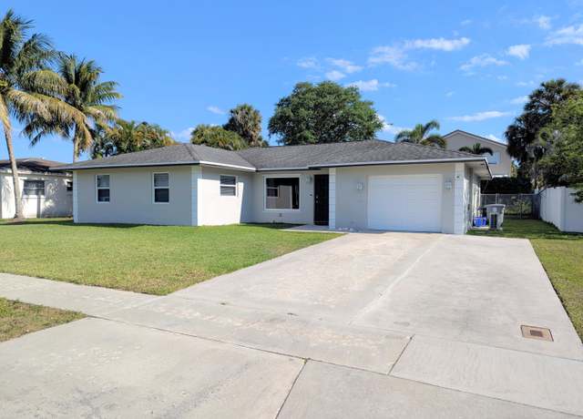 Property at 22556 Lanyard St, Boca Raton, FL 33428, 3 beds, 2 baths