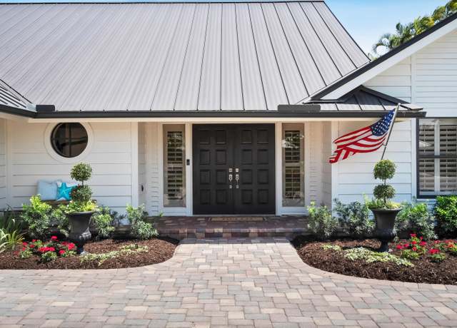 Property at 5744 SE Glen Eagle Way, Stuart, FL 34997, 3 beds, 2.5 baths