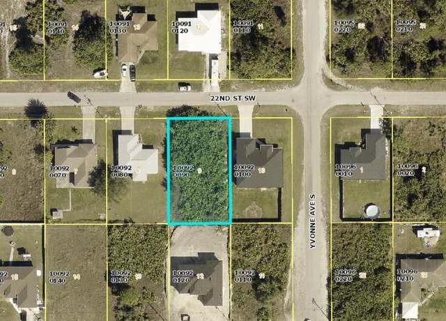 Property at 3803 22nd St SW, Lehigh Acres, FL 33976