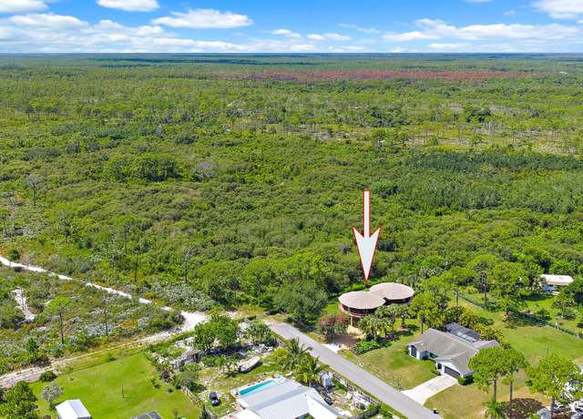Property at 13170 SE Flamingo Dr, Hobe Sound, FL 33455, 3 beds, 2 baths