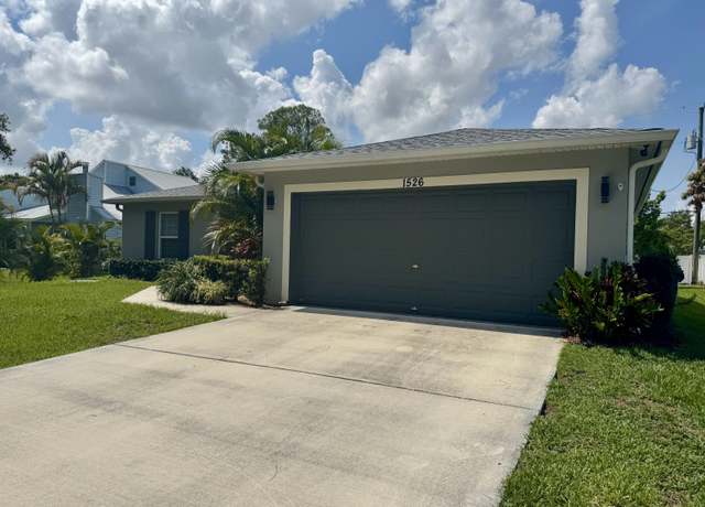 Property at 1526 SW Mercedes Ave, Port Saint Lucie, FL 34953, 3 beds, 2 baths