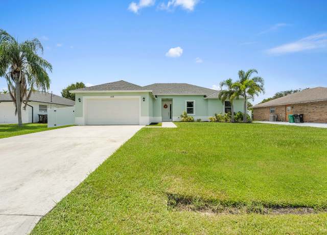Property at 1150 SE Sabina Ln, Port Saint Lucie, FL 34983, 4 beds, 2.5 baths