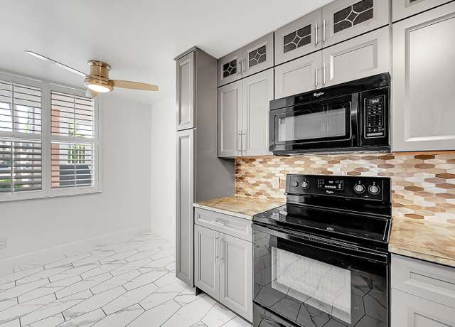 Property at 2602 NW 103rd Ave #110, Sunrise, FL 33322, 3 beds, 2 baths