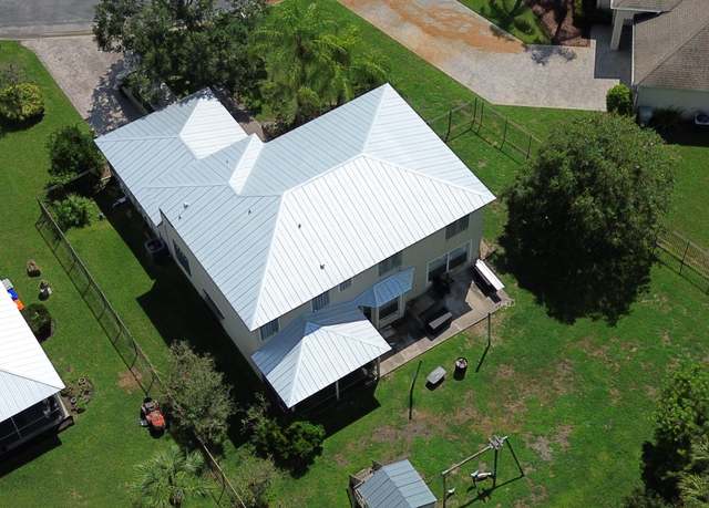 Property at 6090 46 Ln, Vero Beach, FL 32967, 5 beds, 3 baths