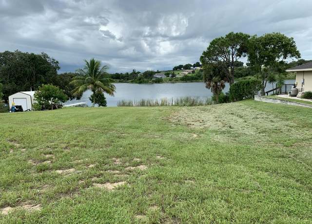 Property at 17 Victory Way, Lake Placid, FL 33852