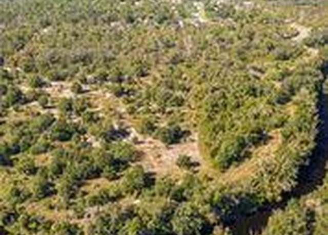 Property at 1055 Lake Josephine Dr, Sebring, FL 33875