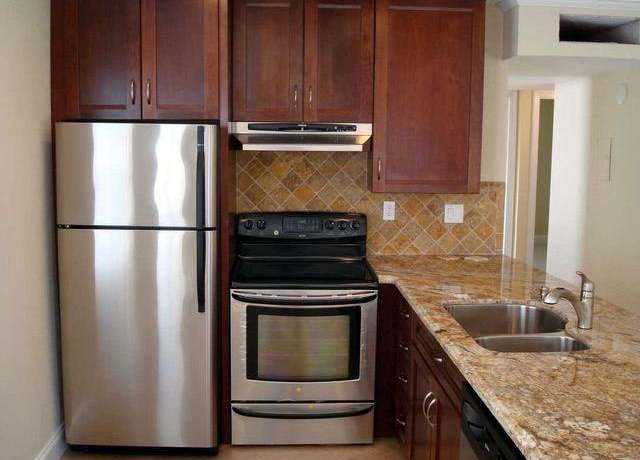 Property at 429 Piedmont I #429, Delray Beach, FL 33484, 2 beds, 2 baths