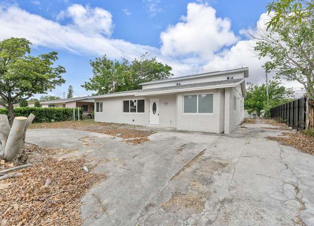 Property at 1451 SW 5th Ave, Deerfield Beach, FL 33441, 6 beds, 3 baths