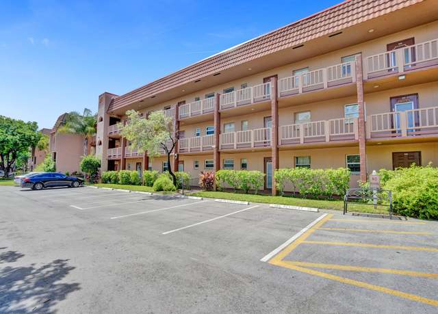 Property at 9700 Sunrise Lakes Blvd #305, Sunrise, FL 33322, 1 bed, 1.5 baths