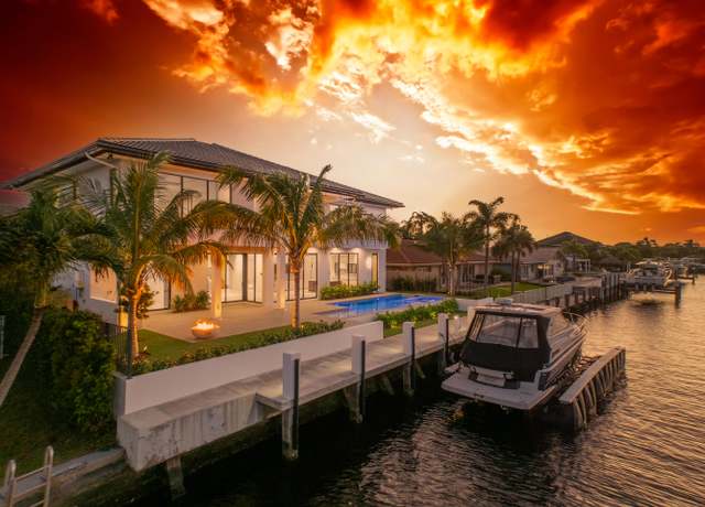 Property at 1579 SE 8th St, Deerfield Beach, FL 33441, 5 beds, 6 baths