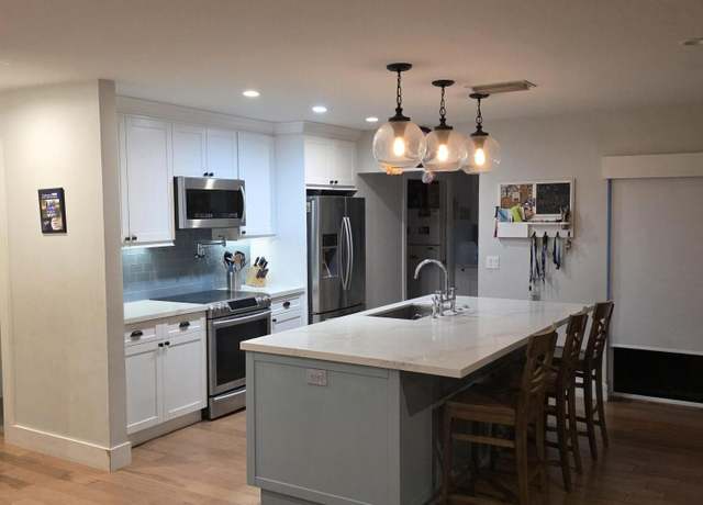 Property at 1260 SW 17th St, Boca Raton, FL 33486, 3 beds, 2 baths