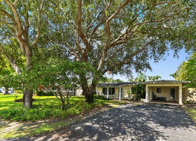 Property at 4311 NE 16th Ave, Oakland Park, FL 33334, 3 beds, 2 baths