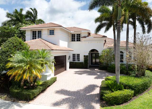Property at 7030 Isla Vista Dr, West Palm Beach, FL 33412, 5 beds, 4.5 baths