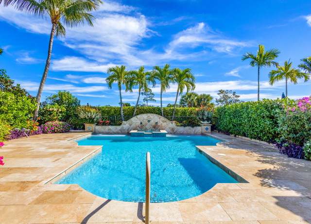 Property at 6718 Fox Hollow Dr, West Palm Beach, FL 33412, 3 beds, 3.5 baths