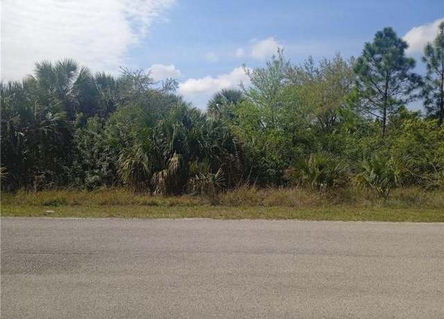 Property at 2605 N Hanna Ave, Lehigh Acres, FL 33971