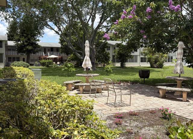 Property at 395 Northampton S, West Palm Beach, FL 33417, 1 bed, 1.5 baths