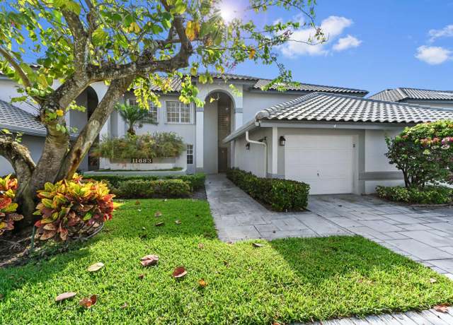 Property at 11683 Briarwood Cir #4, Boynton Beach, FL 33437, 3 beds, 2 baths