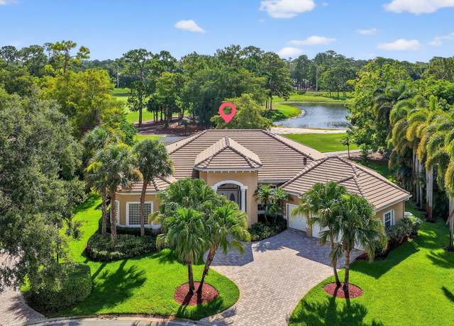 Property at 862 Forest Glen Ln, Wellington, FL 33414, 5 beds, 2.5 baths