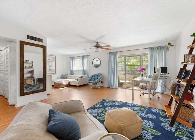 Property at 719 Lori Dr #205, Palm Springs, FL 33461, 1 bed, 1.5 baths