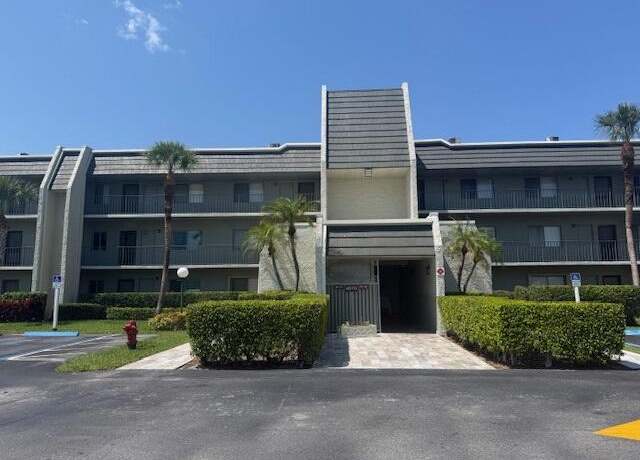 Property at 4070 Tivoli Ct #302, Lake Worth, FL 33467, 2 beds, 2 baths