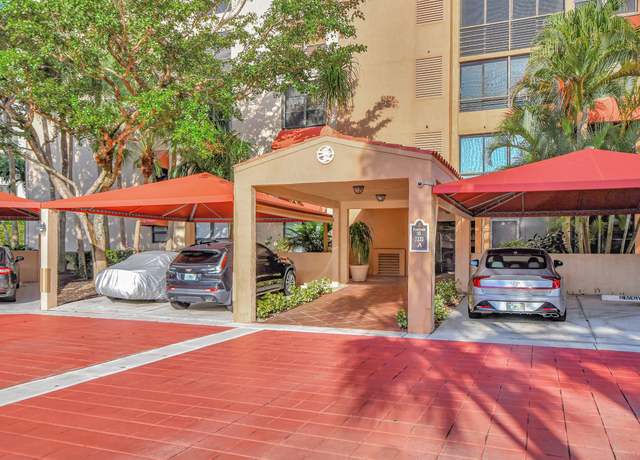 Property at 7233 Promenade Dr #201, Boca Raton, FL 33433, 3 beds, 2.5 baths