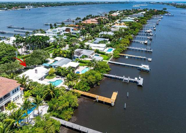 Property at 720 N Atlantic Dr, Lantana, FL 33462, 3 beds, 2 baths