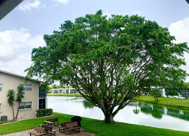 Property at 76 Chatham D, West Palm Beach, FL 33417, 2 beds, 1.5 baths