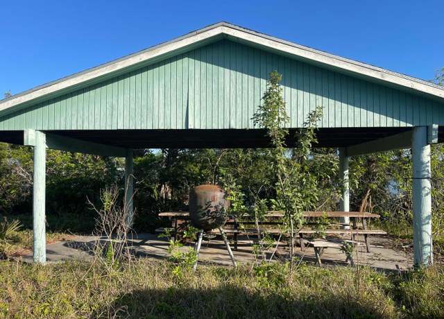 Property at 265 State Rd 78, Moore Haven, FL 33471, 2 beds, 2 baths