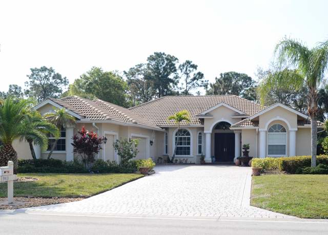 Property at 9413 Pinebark Ct, Fort Pierce, FL 34951, 3 beds, 3.5 baths