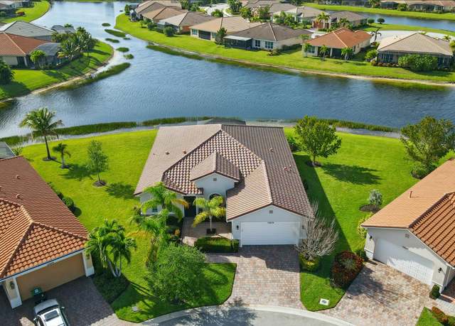 Property at 12024 SW Bayberry Ave, Port Saint Lucie, FL 34987, 3 beds, 3 baths