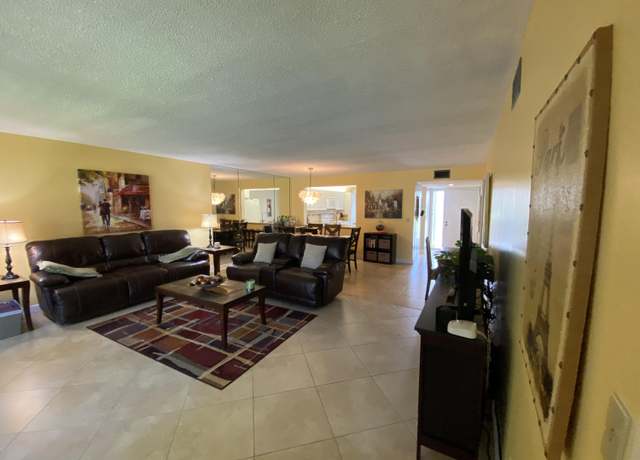 Property at 5603 Fairway Park 204 Dr #204, Boynton Beach, FL 33437, 2 beds, 2 baths