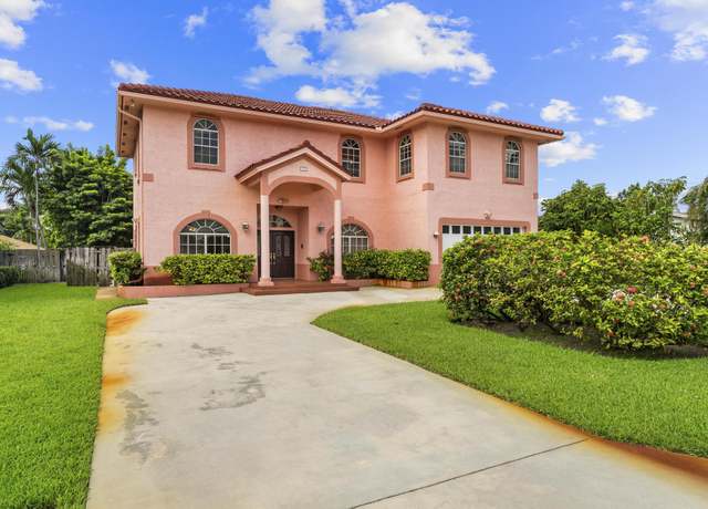 Property at 1820 Carambola Rd, Lake Clarke Shores, FL 33406, 5 beds, 3.5 baths