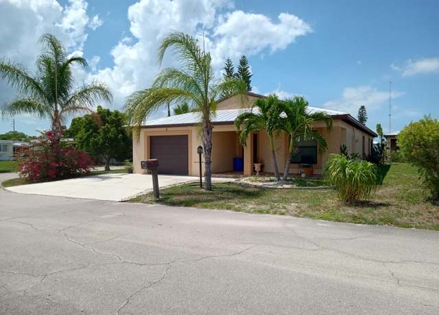Property at 2 Antigua Ln, Port Saint Lucie, FL 34952, 2 beds, 2 baths