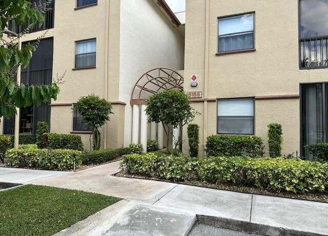 Property at 5155 Europa Dr Unit R, Boynton Beach, FL 33437, 3 beds, 2 baths