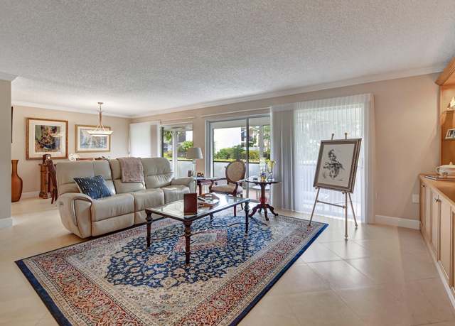 Property at 6890 Willow Wood Dr #203, Boca Raton, FL 33434, 3 beds, 2.5 baths