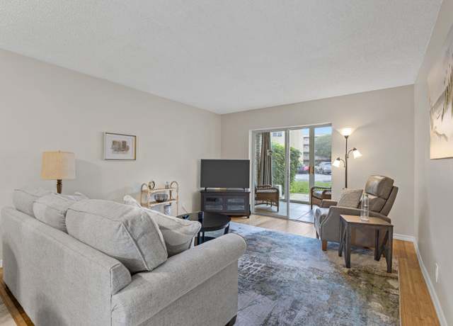 Property at 2300 NE 1st Ln #1020, Boynton Beach, FL 33435, 2 beds, 2 baths