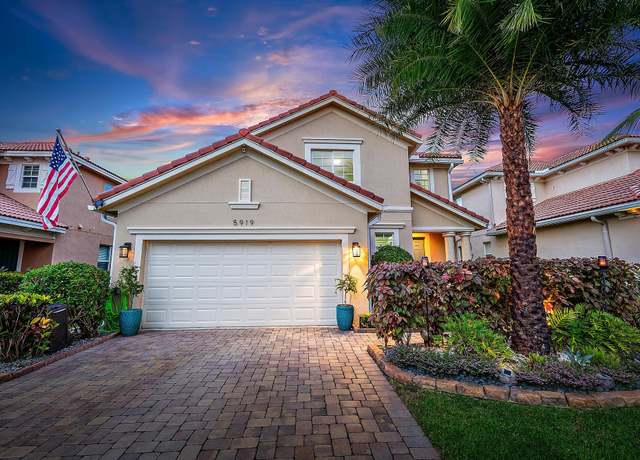 Property at 5919 SE Crooked Oak Ave, Hobe Sound, FL 33455, 4 beds, 3.5 baths
