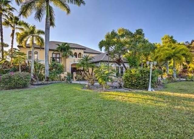 Property at 6425 Royal Palm Beach Blvd, The Acreage, FL 33412, 8 beds, 4.5 baths