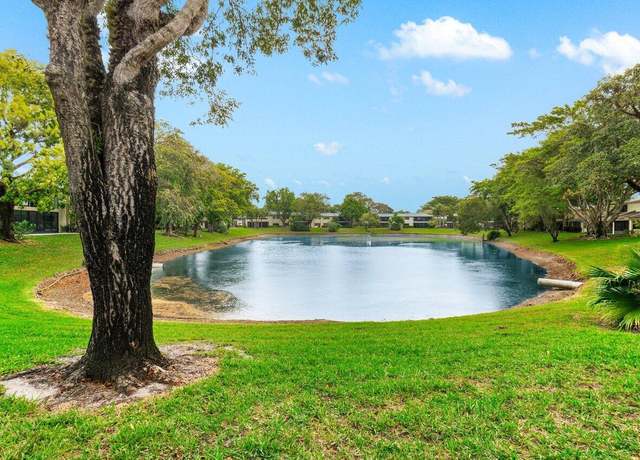 Property at 30 Westgate Ln Unit C, Boynton Beach, FL 33436, 2 beds, 2 baths