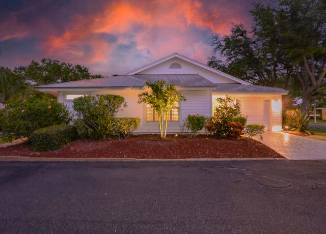 Property at 4140 NE Breakwater Dr, Jensen Beach, FL 34957, 2 beds, 2 baths